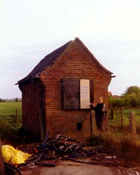 Burringham Photo 04